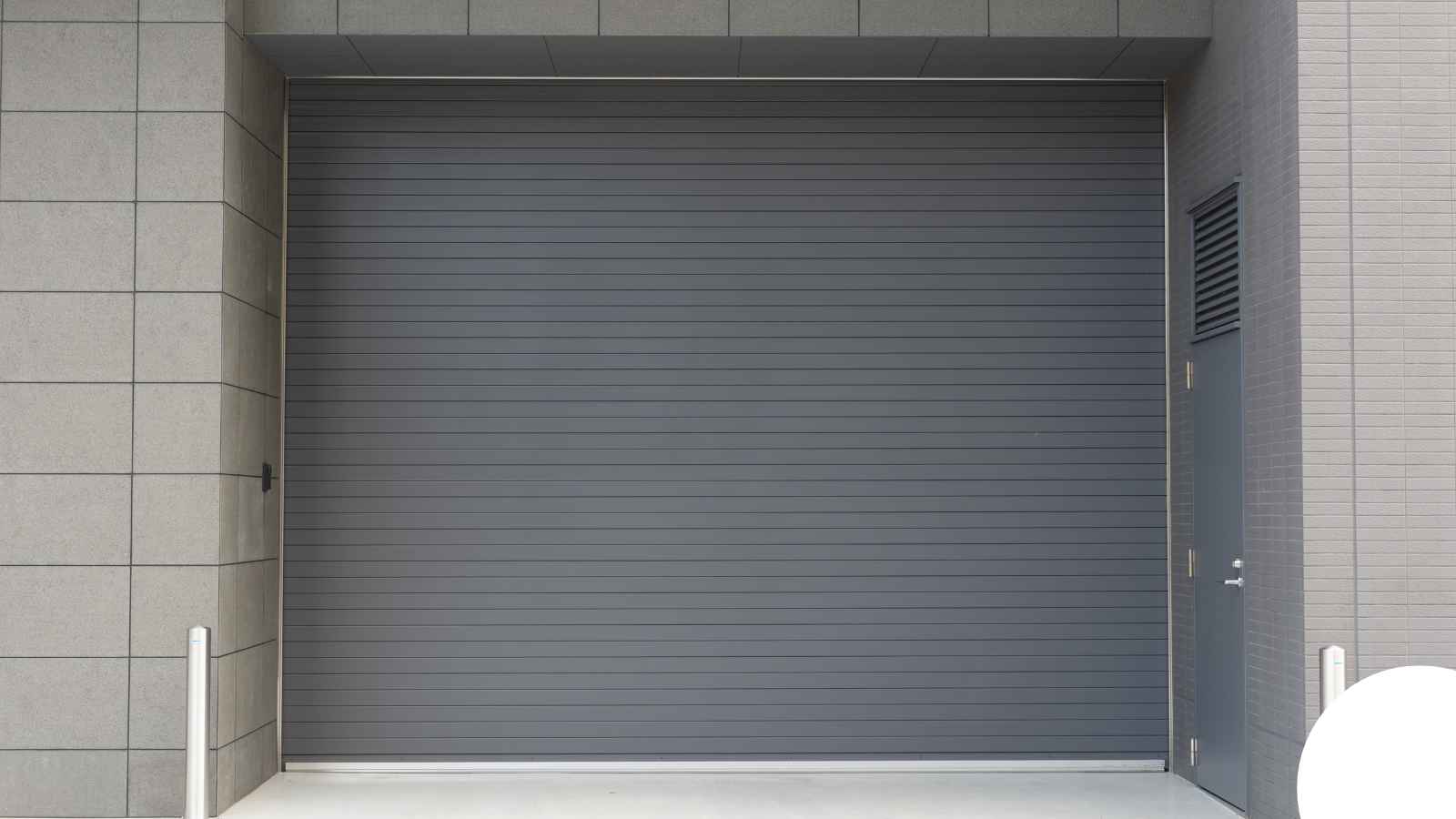 Garage Door in Dallas, TX — John Circuit Board Repair Dallas