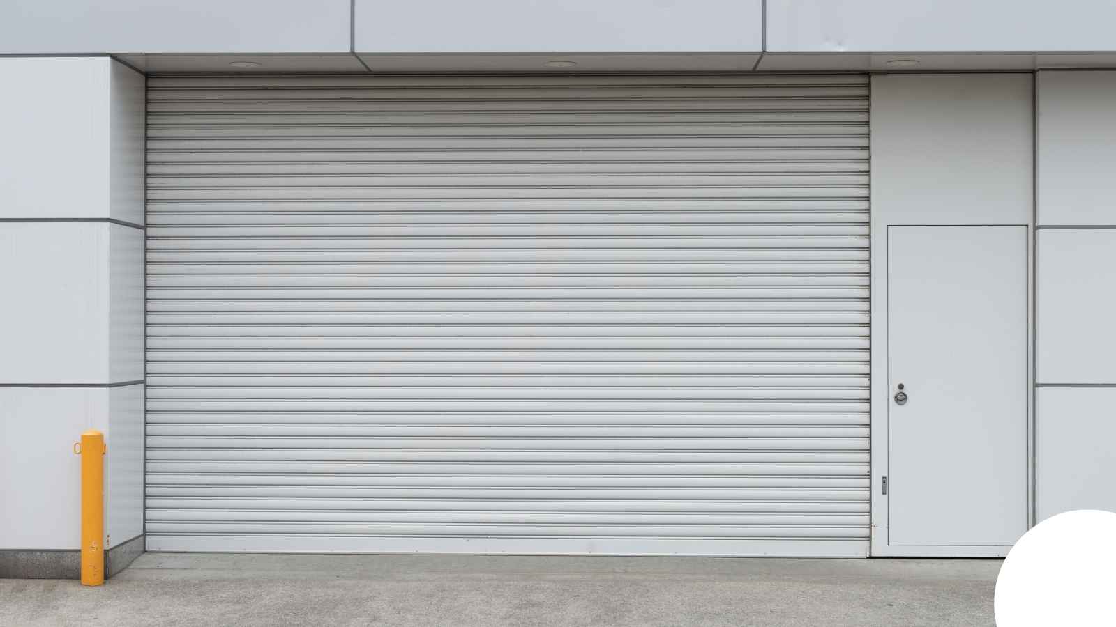 Garage Door in Dallas, TX — John Circuit Board Repair Dallas Garage Door in Dallas, TX — John Circuit Board Repair Dallas